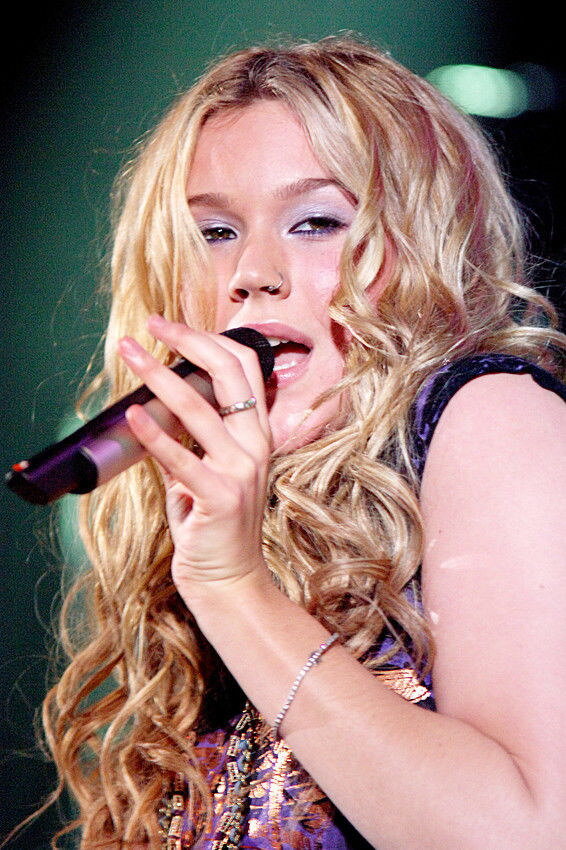 Joss Stone Concert Color Photo Wall Art Print Poster 79947 US
