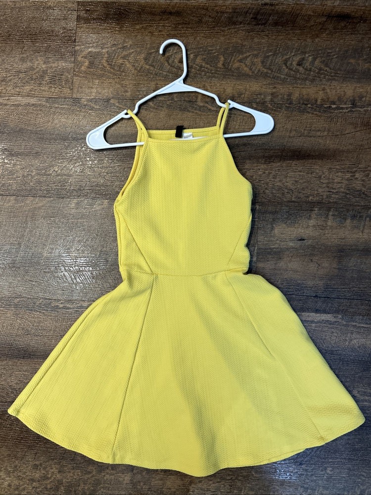 H&M Mini Dress Only Wore Twice, Size 160/80A (run Small)