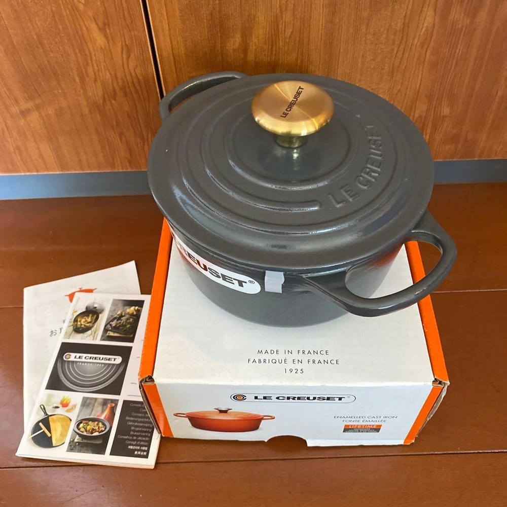 Le Creuset Signature Cocotte Ronde 16cm 1-3/8qt 6-1/3' Graphite Enamel Cast Iron