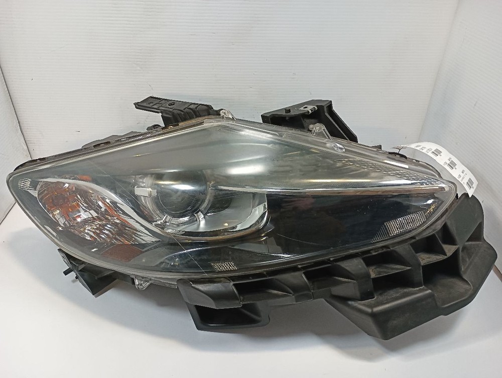2013 Mazda CX-9 Passenger Side Headlight Assembly 11504718