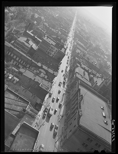Photo:Louisville Kentucky 1940 Street Scene Aerial View Downtown Traffic