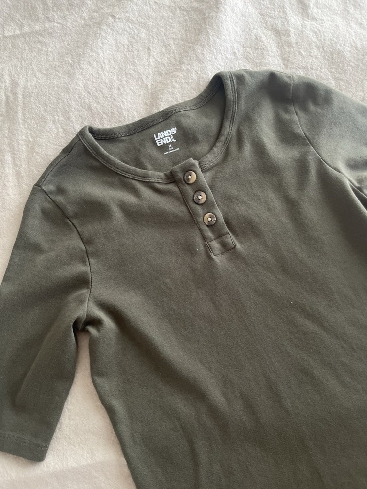 lands end olive green henley women’s short sleeve size medium