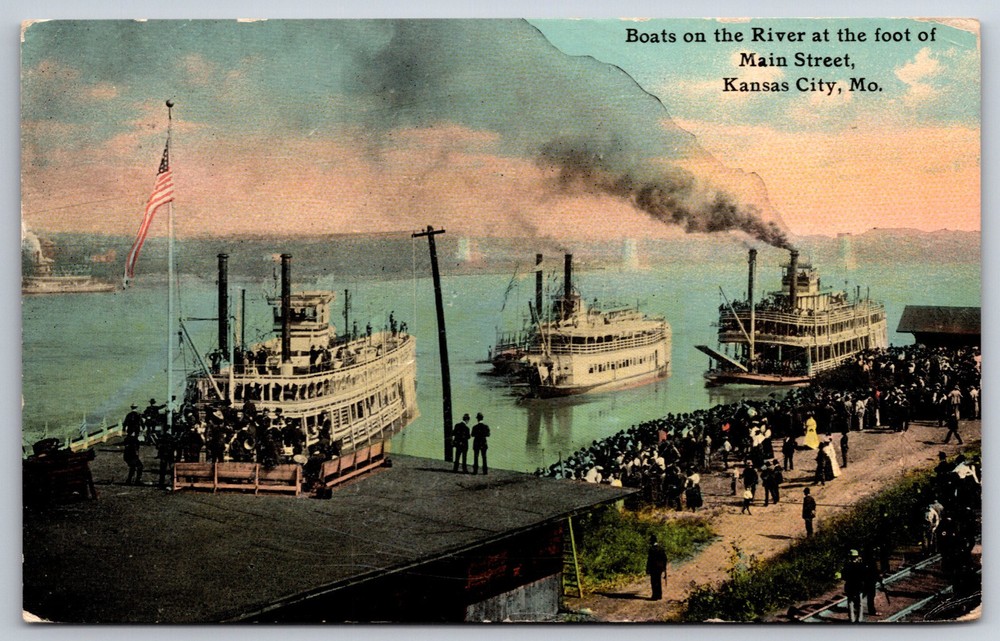 Kansas City Missouri~Packed Foot of Main Street~Steamers Departing~1911 Postcard