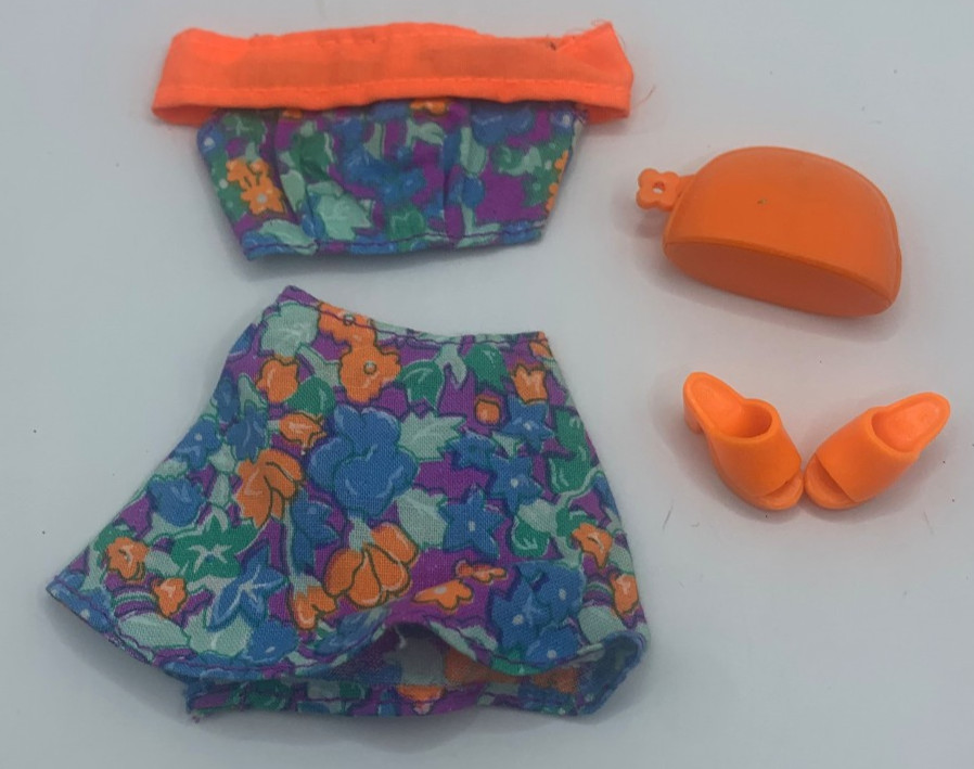 Vintage Barbie Fashion Favorites Outfit Floral Blue Orange Clothes 2-Piece Shoes