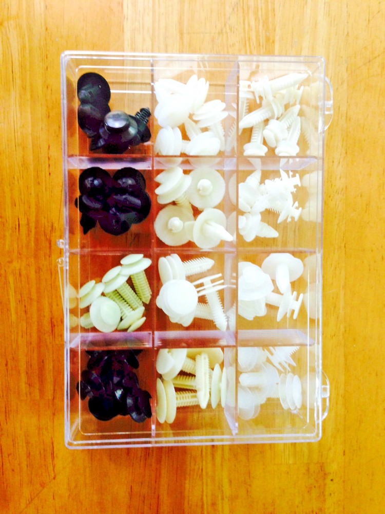 60-Piece Interior Door Trim Panel Retainer Clip Kit for Pontiac Trucks - OEM Style