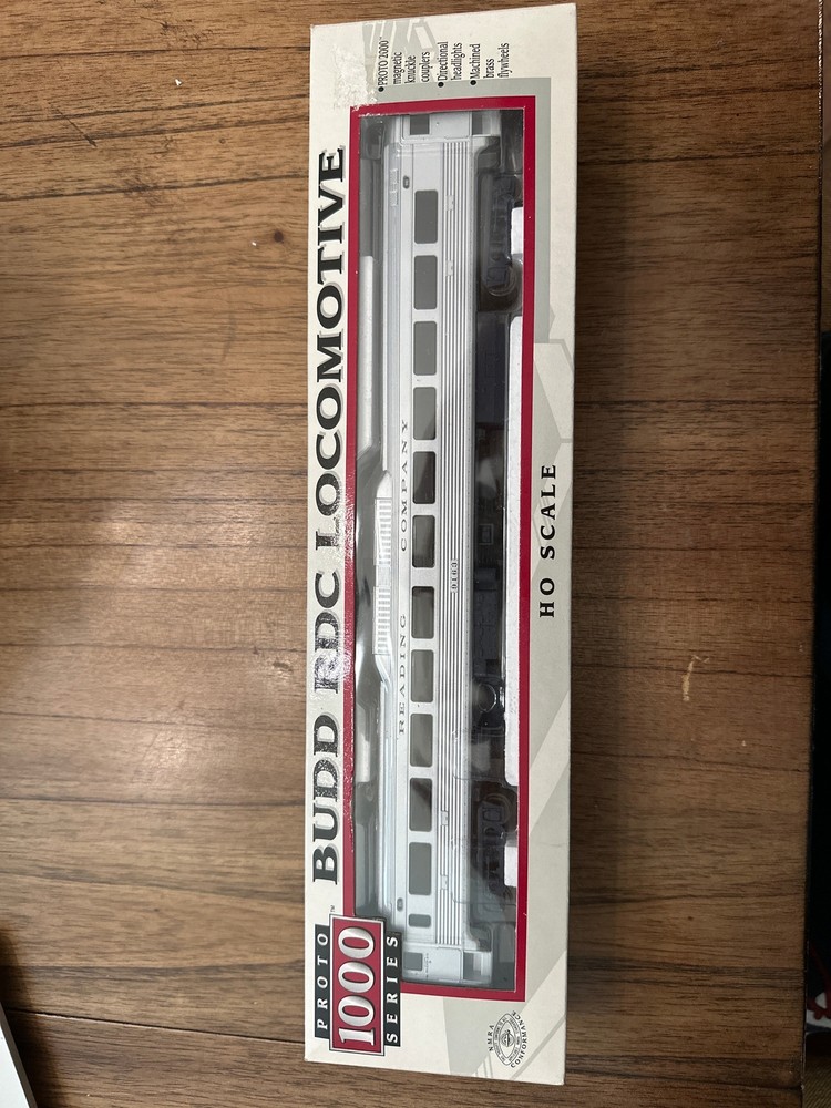 PROTO 1000 HO-Scale - BUDD RDC Locomotive - Reading Company - No. 9163 - 30587 -
