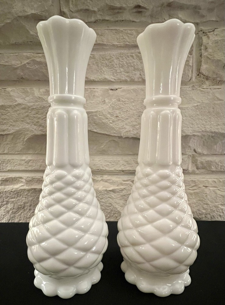 2-Anchor Hocking Pineapple Pattern Milk Glass Bud Vase (W4371) 9
