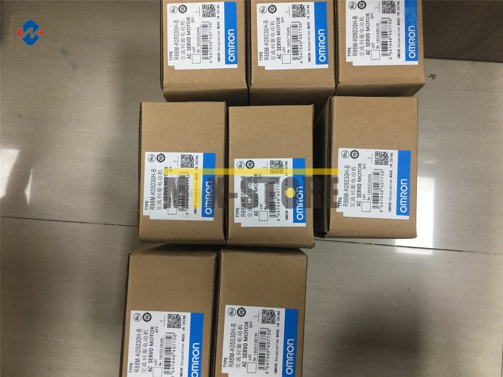 1PC Brand New Omron Servo Motor R88M-K05030H-B