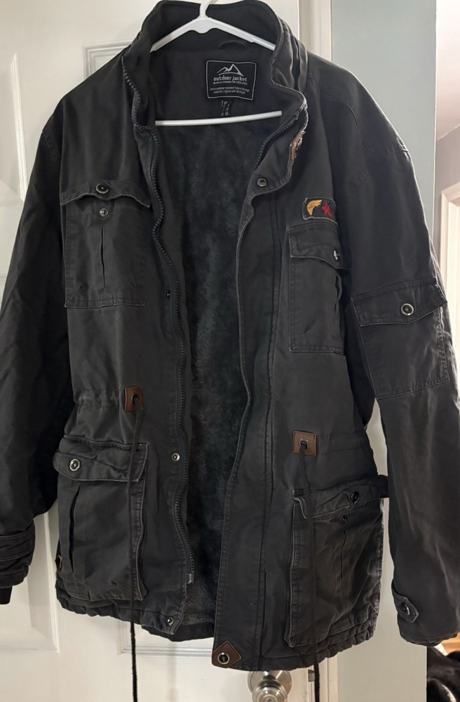 Men’s Cargo Style Outdoor Jacket Size XL Preowned