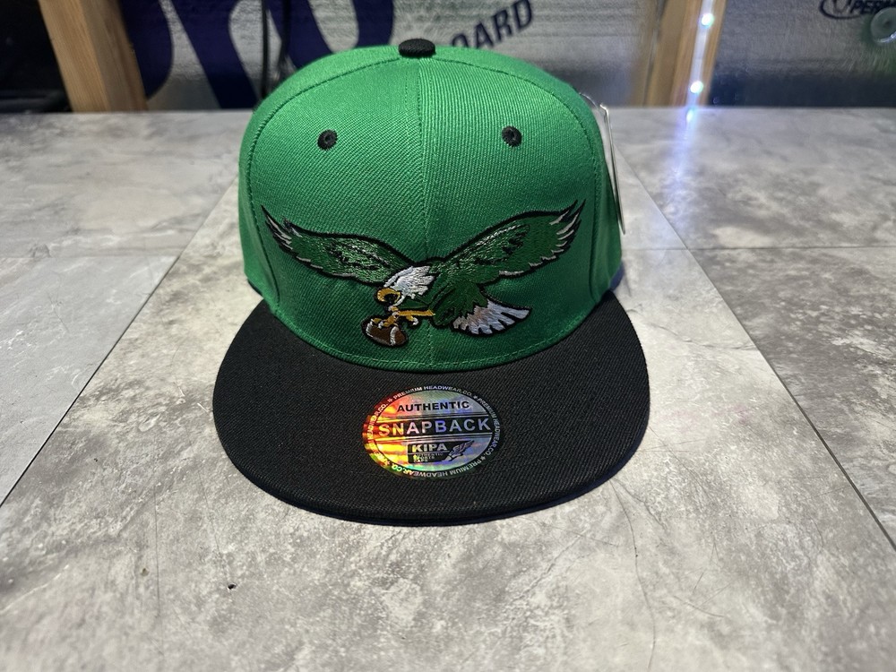 NWT Kipa Premium Kelly Green Black Philadelphia Eagles Retro Snapback Cap