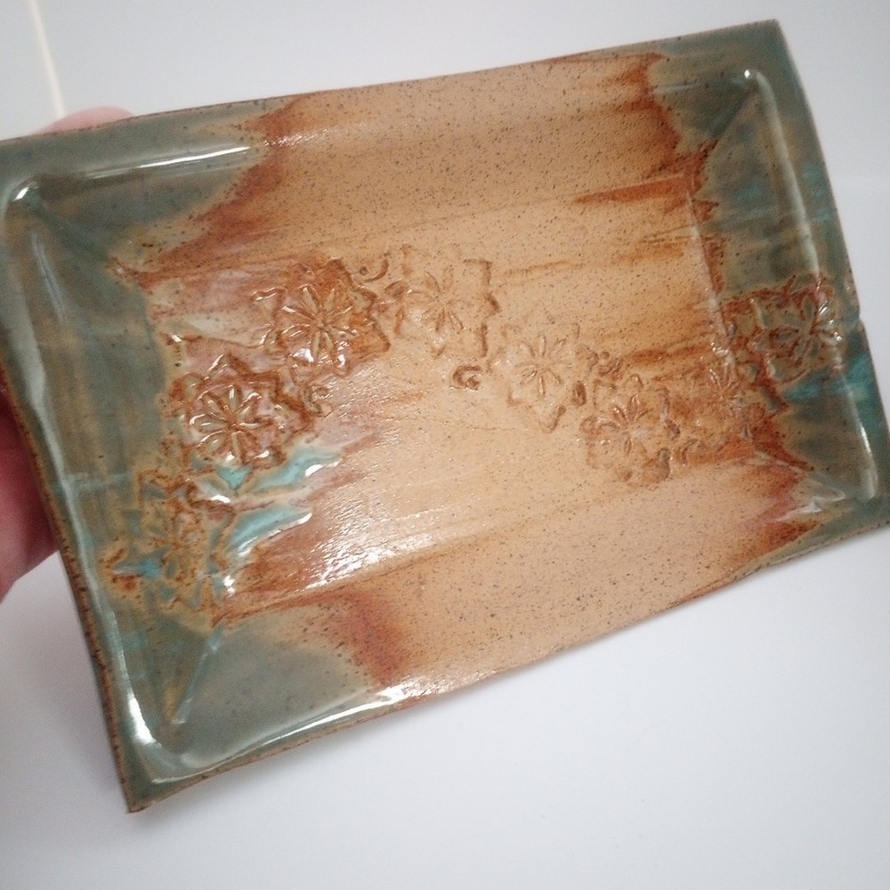 Vanity Dresser Desk Valet Entryway Key Catchall Tray Dish Boho Cottage Farmhouse