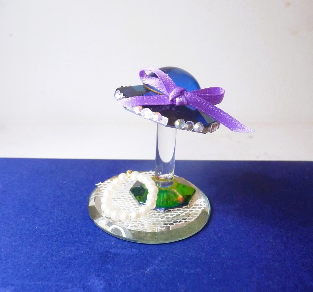 Rare Iris Arc Crystal Fancy Lady Hat On Pedestal Hat Stand Collectible
