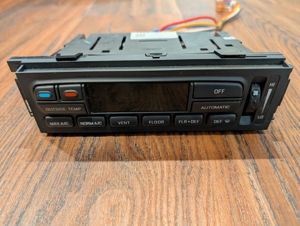 1998-2002 Mercury Grand Marquis Crown Victoria OEM A/C Heater Climate Control