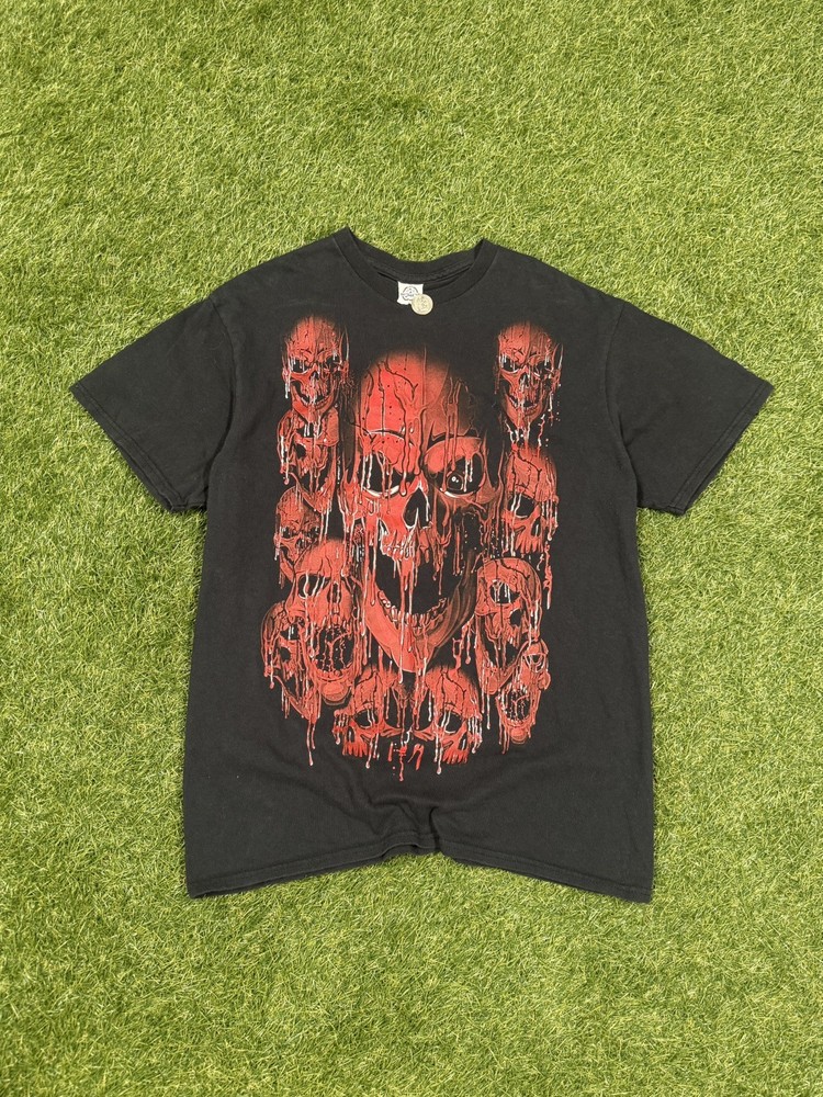 Y2K VTG RED SKULLS Dripping Blood Horror T Shirt 2000s Mens M Thrash Metal Rock