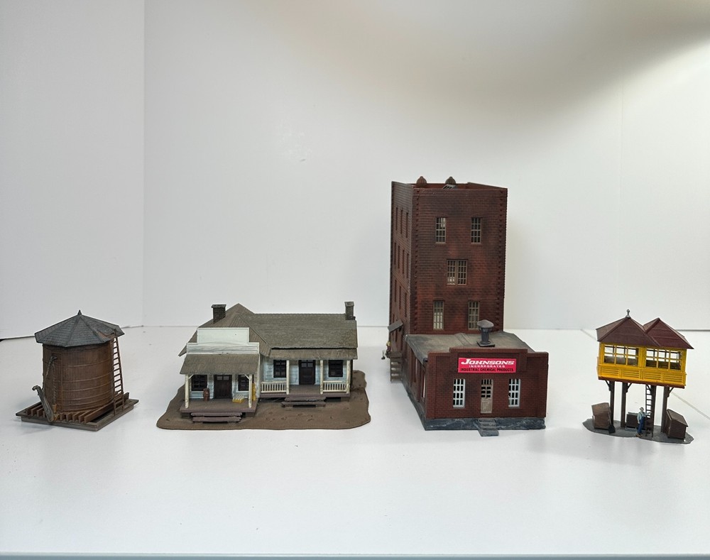Lot Of 4 Ho Scale Buildings For Model Train Railroad Displays