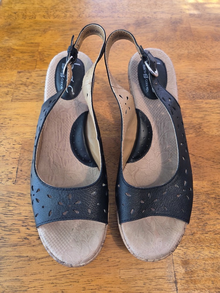B.O.C Born Concept Womens  Black Wedge Cork Heel Slingback Sandals Size 8M