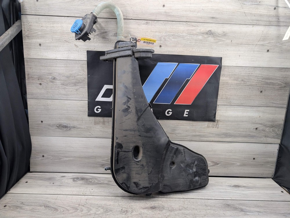 OEM BMW F97 F97 X3 X4 X3M X4M Windshield Wipe Washer Bottle Tank Reservoir