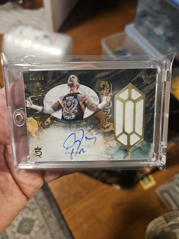 Topps Royalty WWE CM Punk Superior Relic Signatures Autograph Card #SUS-CMP /99