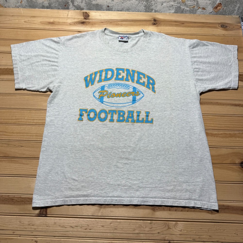 Vintage 90s Reebok Widener Pioneers Football Logo Sports Graphic T-Shirt USA XL