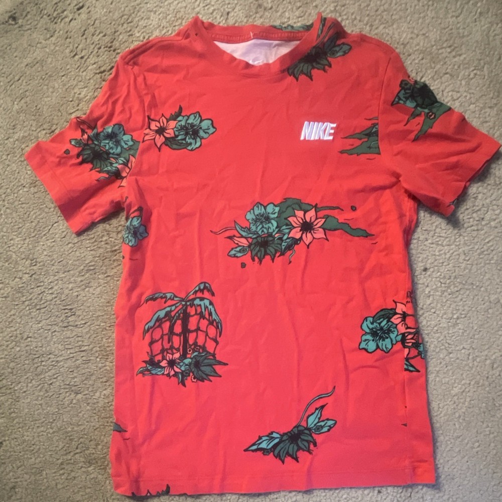 Nike The Nike Tee Men's M Red Floral Print Logo Short Sleeve Crew Neck T-Shirt