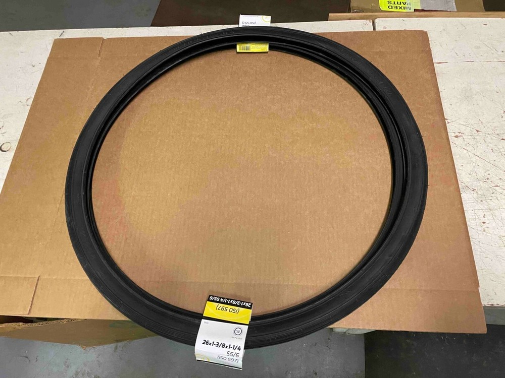 Schwinn 26x 1 3/8 S5 & S6 Bicycle Tire Set Lightweight Breeze Continental &&