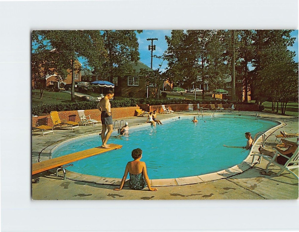 Postcard Lord Paget Motor Inn Williamsburg Virginia USA