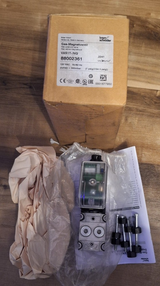 *NEW* Krom Schroder VAS1T-/NQ (88002361) 120VAC, 50/60Hz, Gas Solenoid Valve