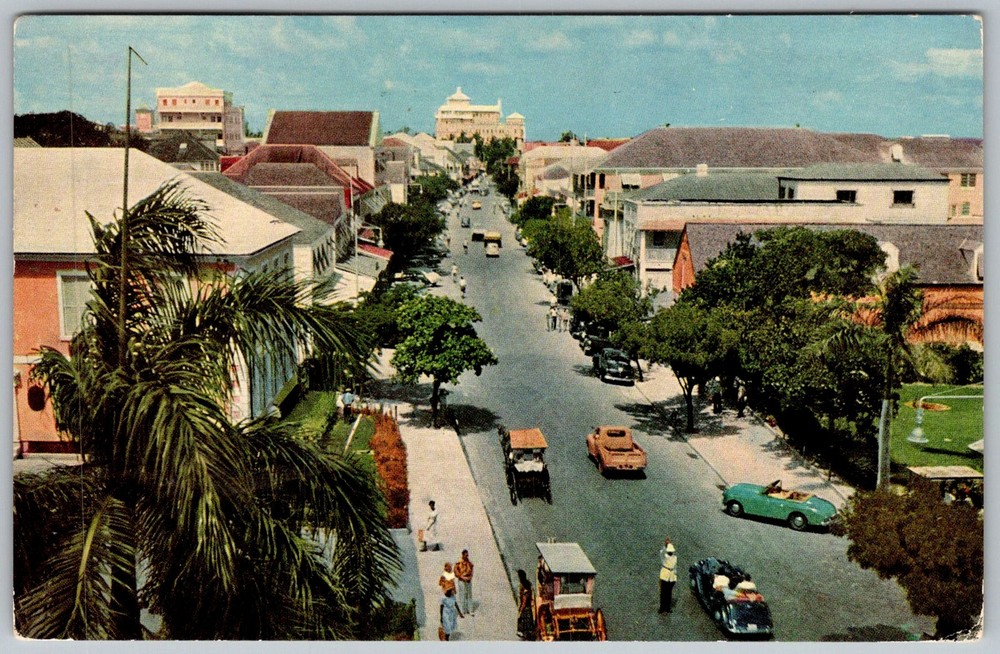 Vtg Postcard Street Scene Vintage Cars Nassau, Bahamas 1960s