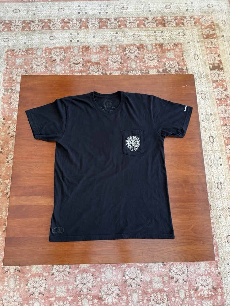 Chrome Hearts Horseshoe Logo Pocket T-Shirt Black Size XL
