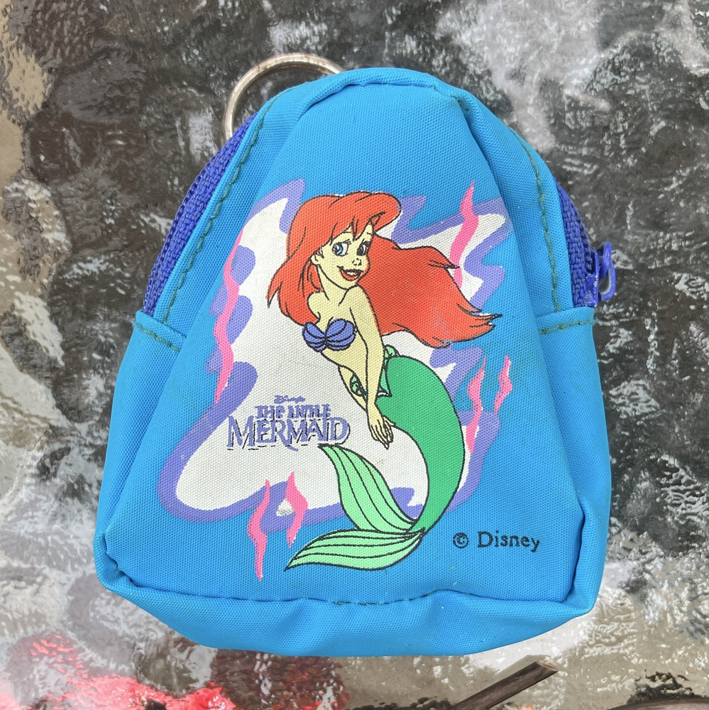 Disney The Little Mermaid Ariel Mini Backpack Keychain Pouch and pin