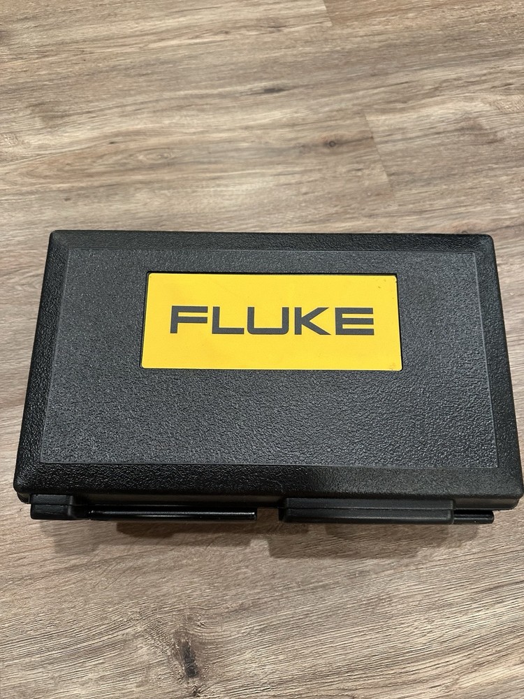 Fluke 2117440 88V/A Automotive Multimeter Combo Kit