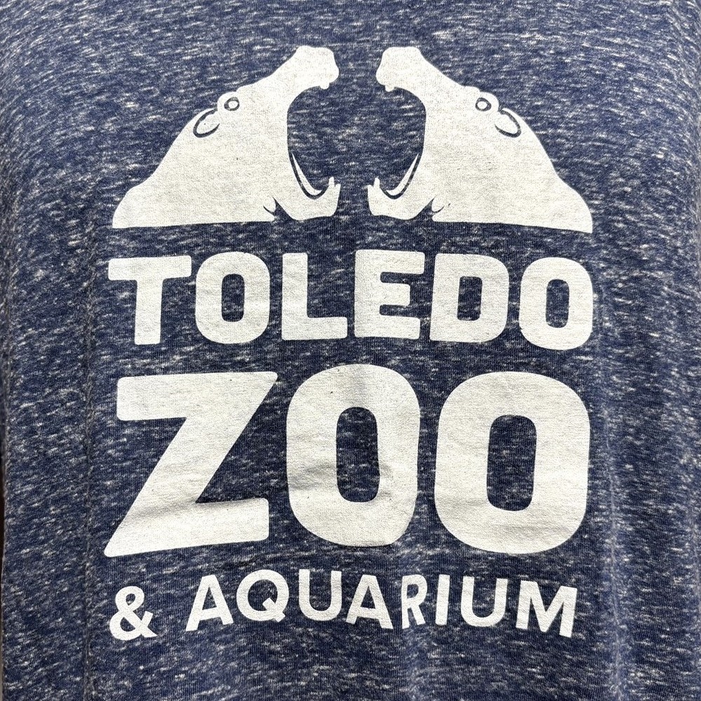 TOLEDO ZOO retro hippo T shirt throwback logo Ohio graphic tee L retro classic