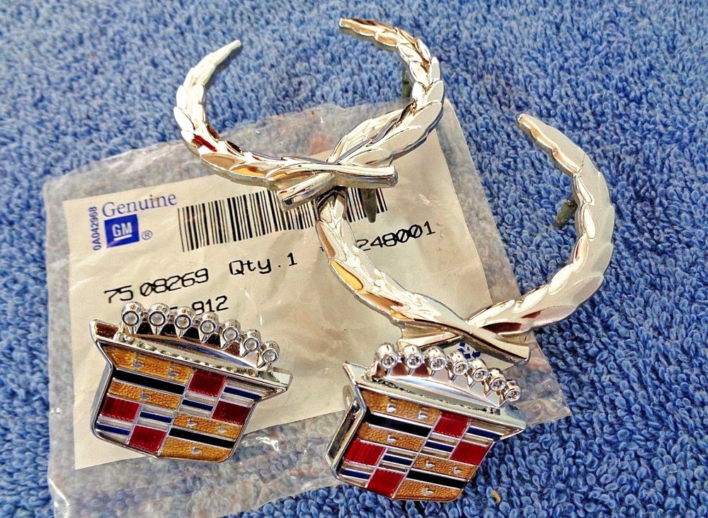 OEM Original NEW NOS 80-96 Cadillac CHROME Wreath & Crest Roof Ornament Emblems