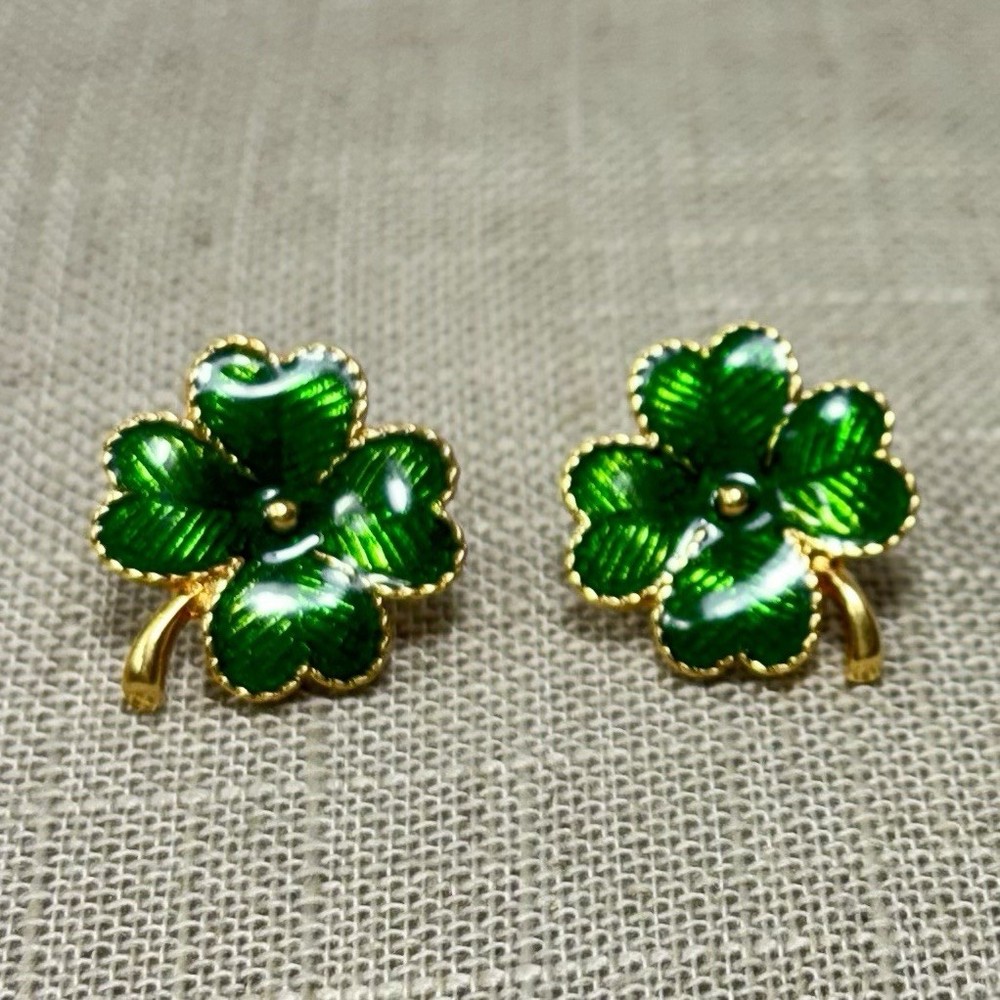 AVON Vintage Earrings 'Lucky Four-Leaf Clover' Green Enamel Gold Tone Post 3/4