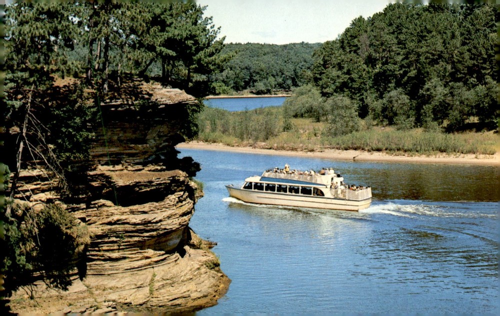 Lower Dells, Wisconsin River, Steel Sightseeing Boat, H. H. Bennett Postcard
