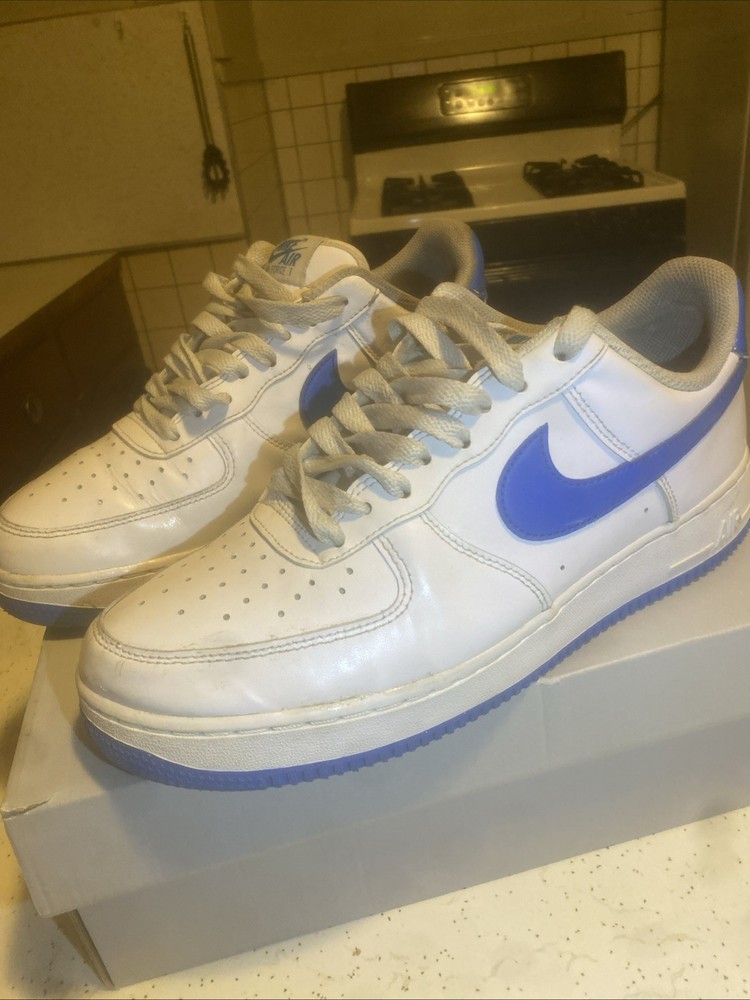 Nike Air Force 1 Low Men's Size 8.5 White UNC University Blue DV3808 103