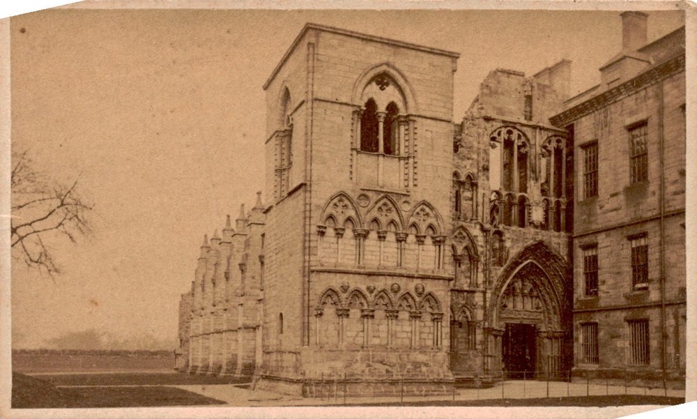 Iconic Landmarks Postcard: Eiffel Tower & Statue of Liberty