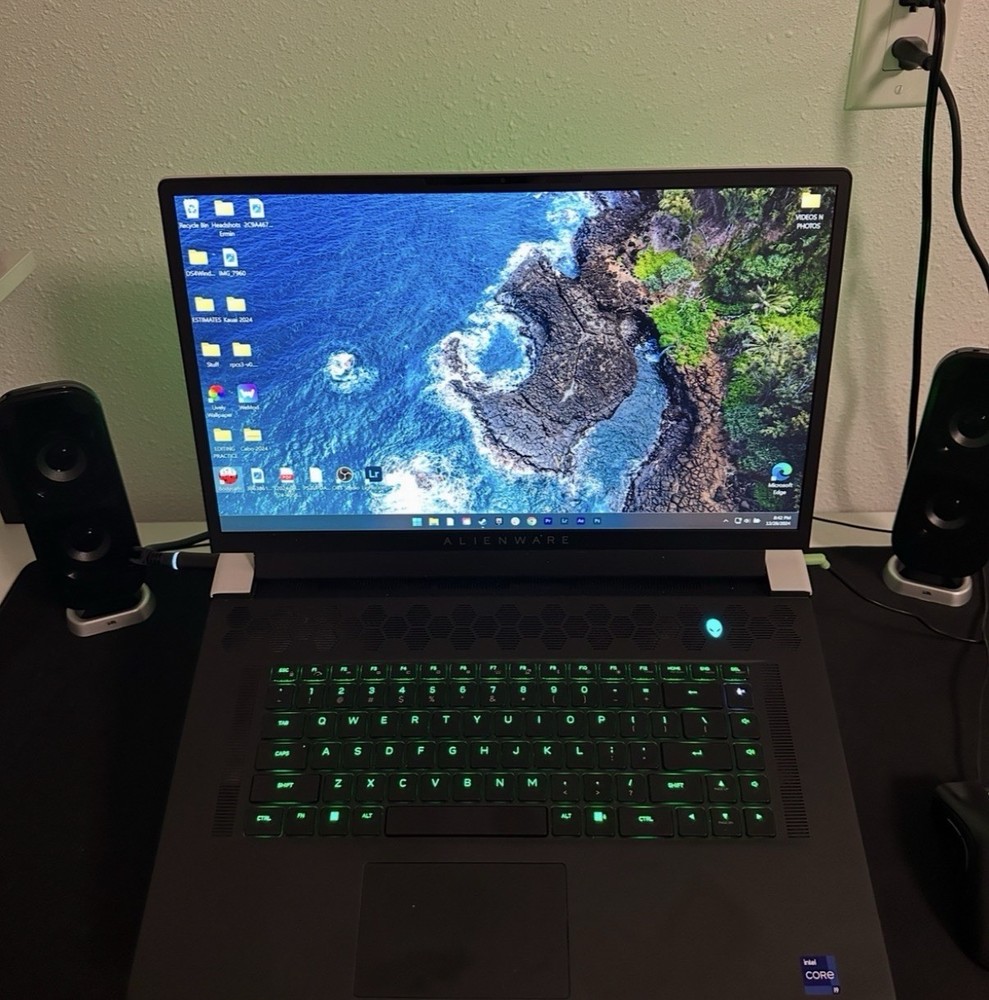 Gaming  Laptop / Editing Laptop : Alienware X17 R2 (3080ti)