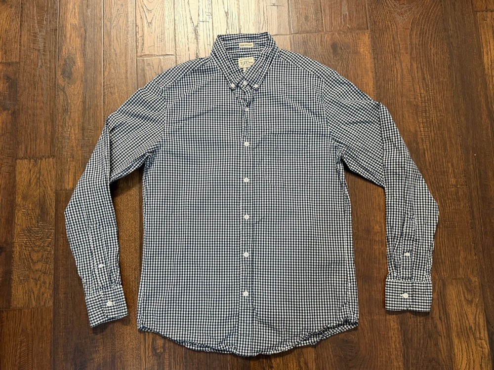 J. Crew Slim Untucked Button Down Shirt Mens Medium Short Secret Wash Gingham