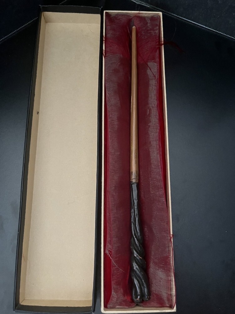 Rare Discontinued Noble Collection Harry Potter Neville Longbottom Wand