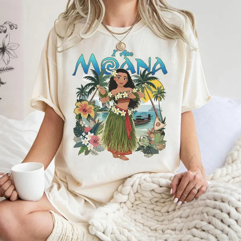 I Am Moana Floral T-shirt, Hei Hei and Pua Flora shirt