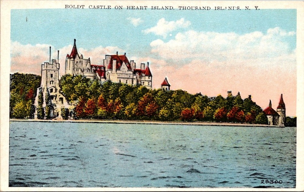 Boldt Castle Heart Island Thousand Islands NY Vintage Unposted Postcard