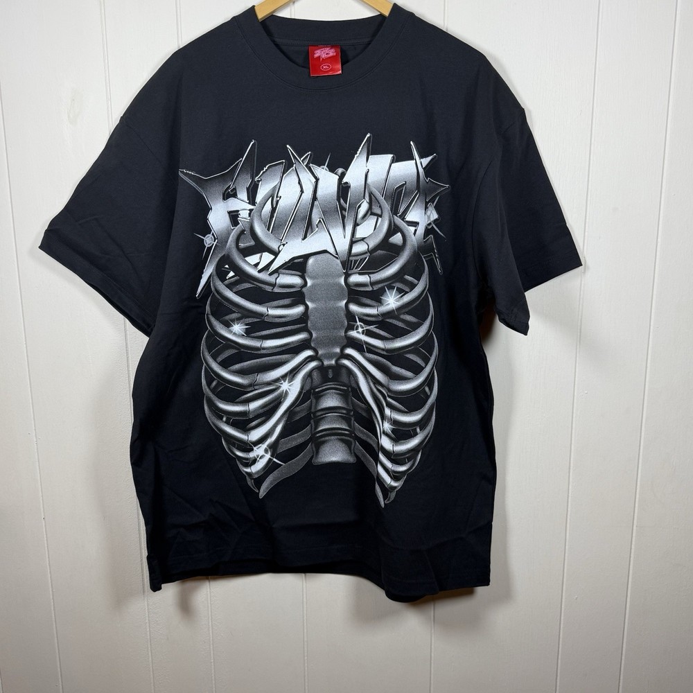 New EVIL VICE Streetwear T-shirt Men’s Size XL Black With Silver Graphics NWT