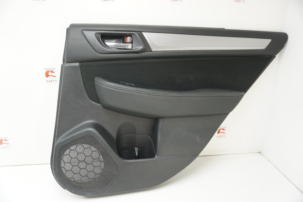 16 Rh 2015-2019 Subaru Outback Legacy Rear Right Door Trim Panel Used Oem Black