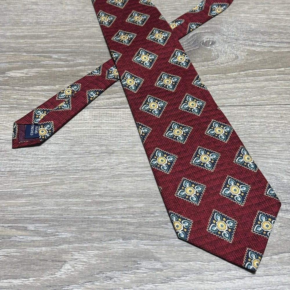 Nautica Handmade Luxury 100% Silk Neck Tie Made in USA Red Blue Gold 58”L 4”W