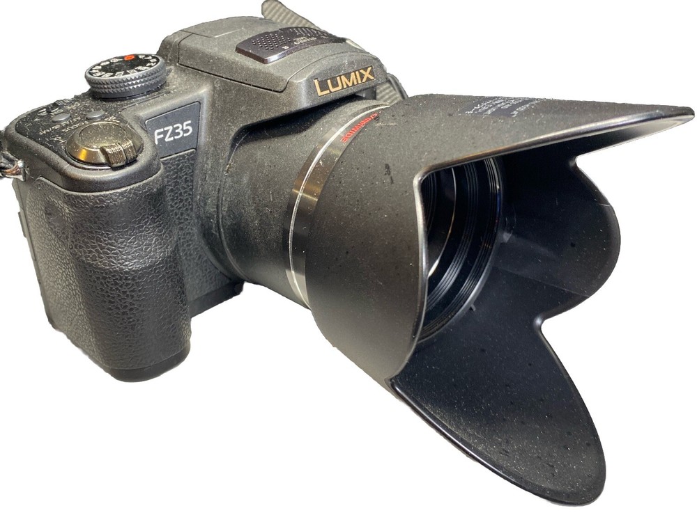Panasonic Lumix DMC-FZ35 12.1MP Digital Camera - Tested Works ✅